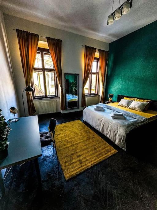 Cozy & Charming Apt. Downtown Daire Temeşvar Dış mekan fotoğraf